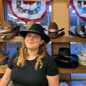 Meet your Posher, Jordan